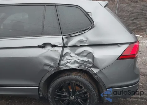 2022 Volkswagen Tiguan 2.0T Se R-Line Black from USA, damaged, VIN 3VV8B7AX2NM008088